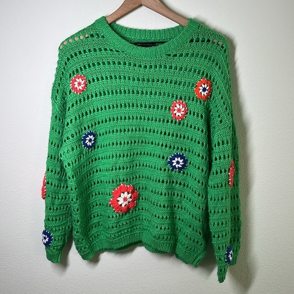 ASOS Green Crochet Sweater with Floral Detail – Size 4 - Picture 5 of 9